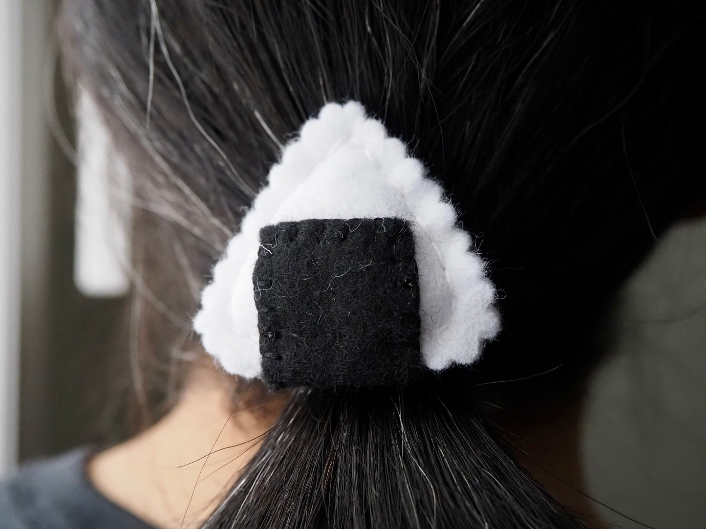 Onigiri hair tie